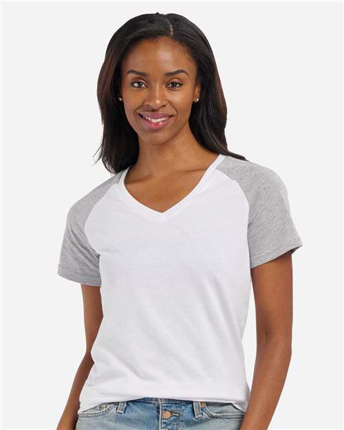 Women's Colorblocked V-Neck T-Shirt Image 4