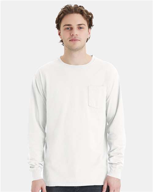 Unisex Garment-Dyed Long Sleeve T-Shirt With a Pocket